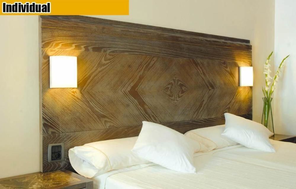 Hotel Beachclub Font De Sa Cala Eksteriør billede